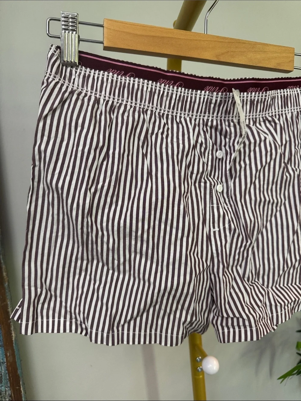 PINK Victoria's Secret cotton White & maroon Striped Boxer sleep Shorts NWT S